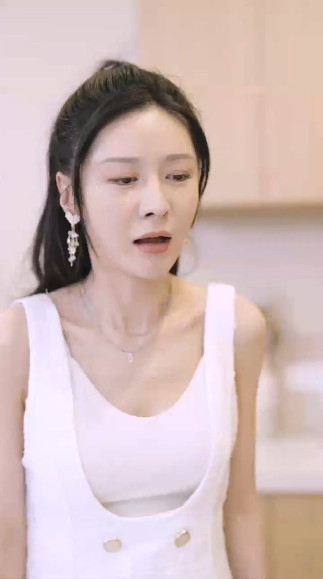 重生仙尊狂婿第01集