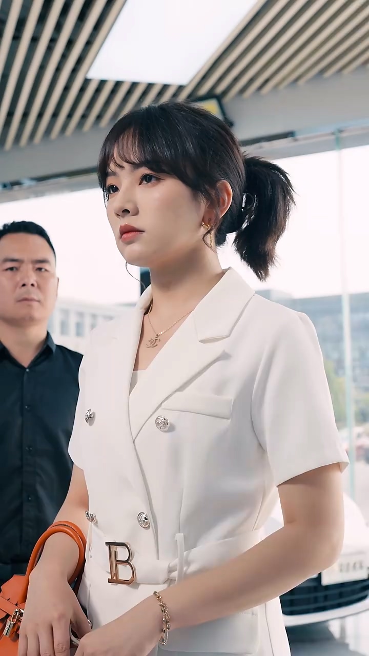 弃婚当日，我被首富千金逼婚第02集