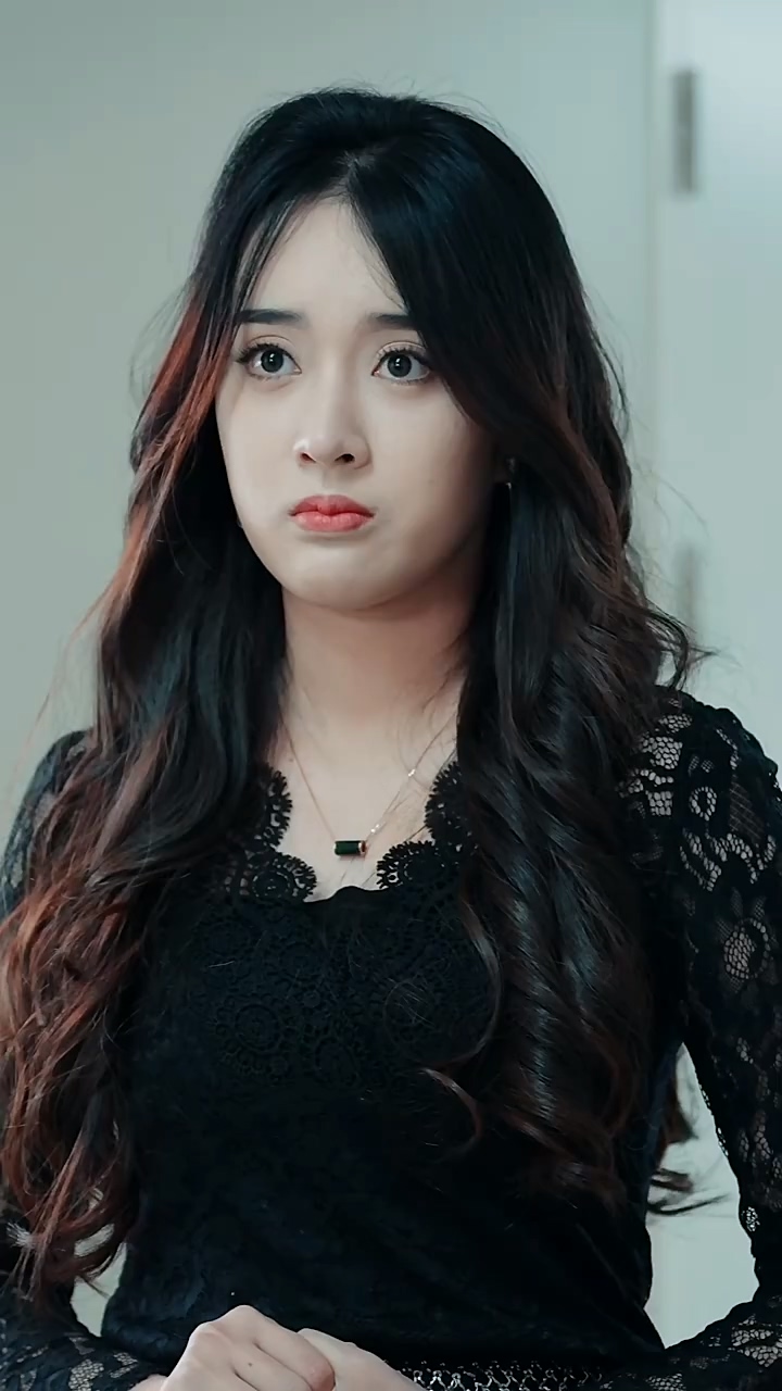 虐完夫人后叶少他疯了第02集